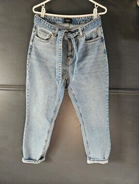 Vero Moda Mom Jeans – US 30/32 | Classic High-Rise Denim